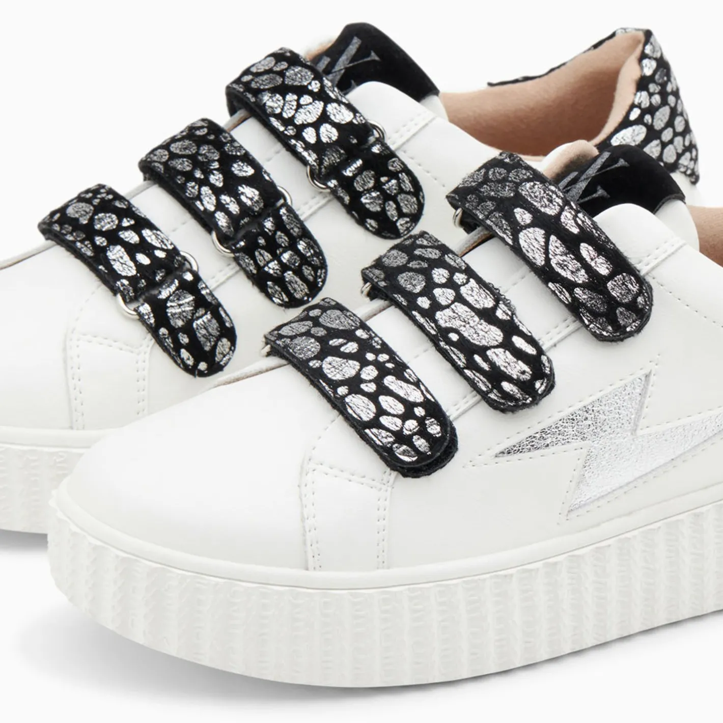 Vanessa Wu Baskets Eclair Daisy Blanc Et Argent A Scratchs Leopard Sale