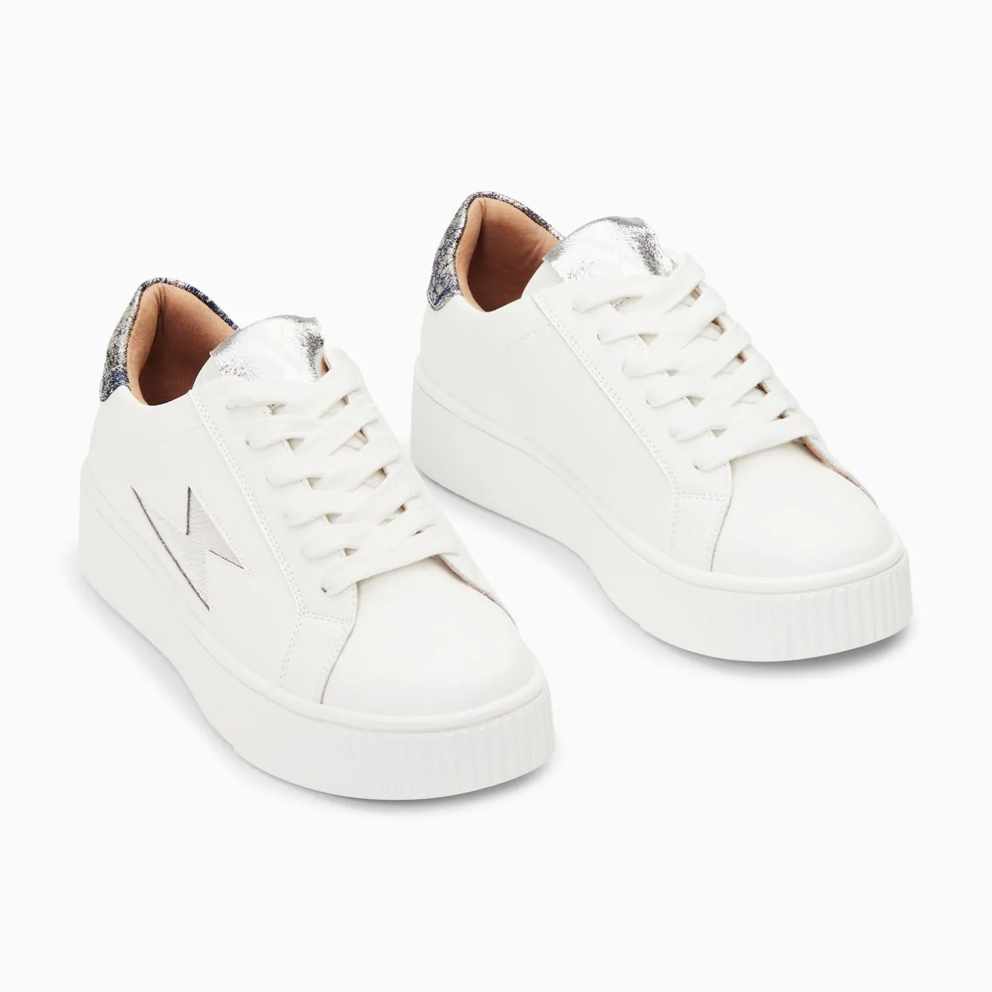 Vanessa Wu Baskets Eclair Joy Blanc Et Argent A Lacets Discount