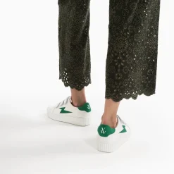 Vanessa Wu Baskets Eclair Kim Blanc Et Vert Fonce A Scratchs Discount