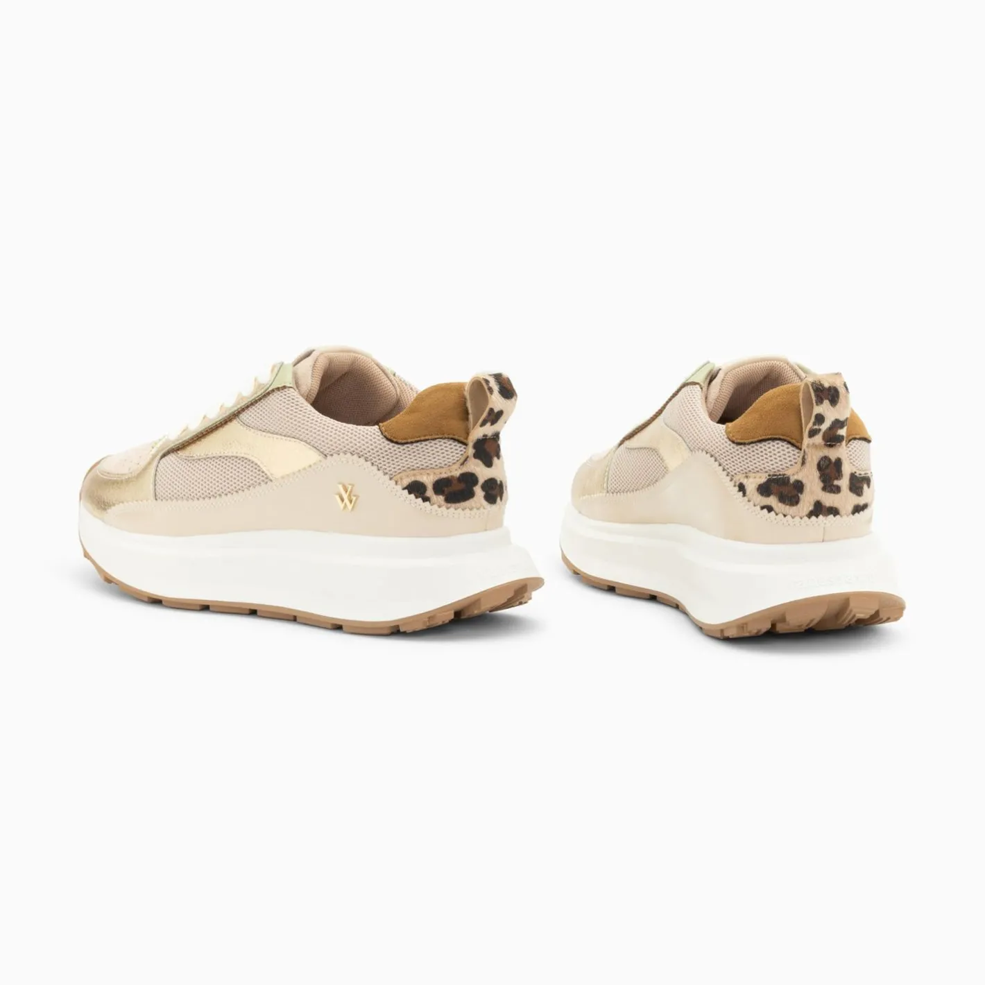 Vanessa Wu Baskets Emma Or Et Beige A Semelle Oversize Online
