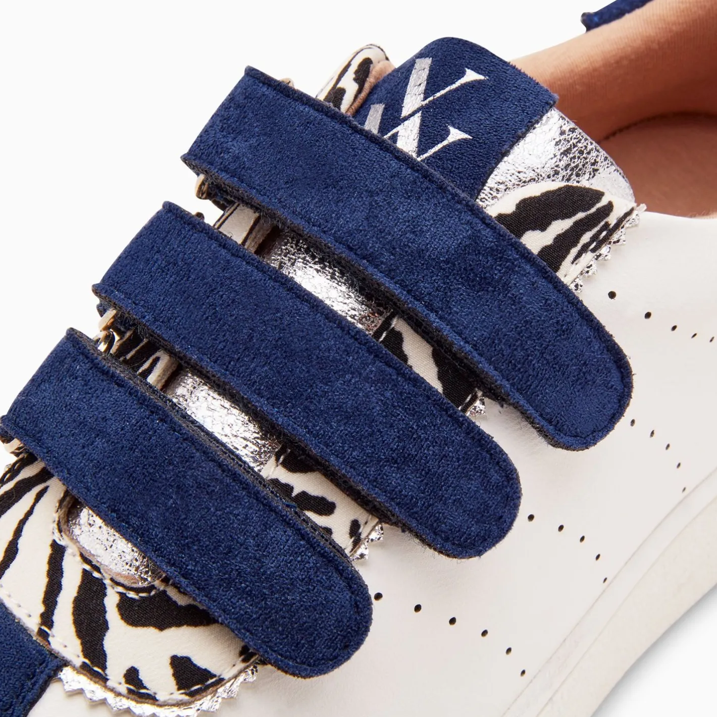 Vanessa Wu Baskets Marie Blanc Et Bleu Marine A Scratchs Best