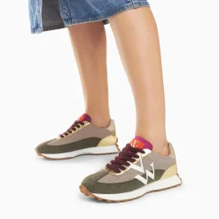Vanessa Wu Baskets Monogramme Faustine Beige Et Kaki A Semelle Running Discount