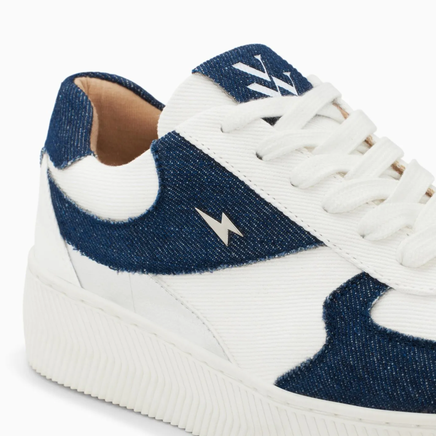 Vanessa Wu Baskets Theonie Blanc Et Denim A Lacets Best