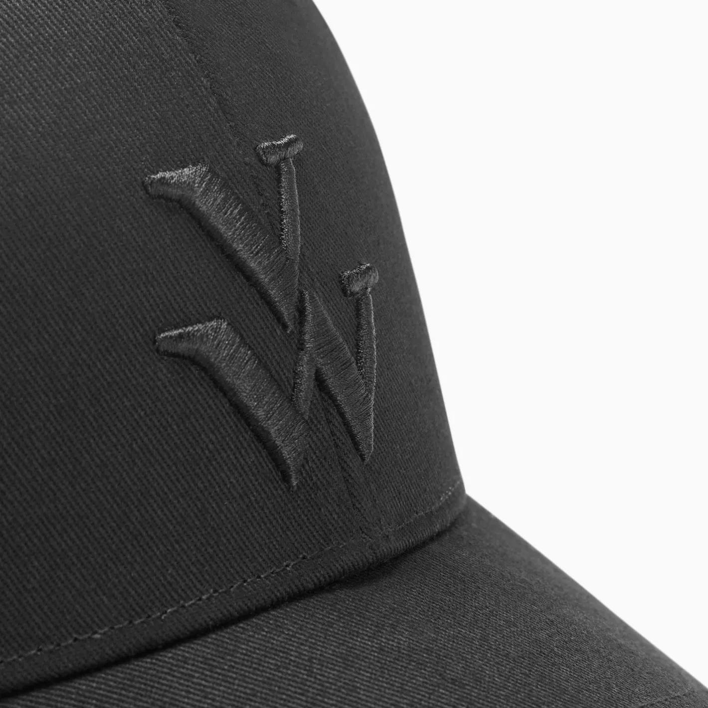 Vanessa Wu Casquette Clem Noire A Monogramme Brode Discount