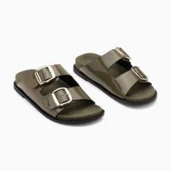 Vanessa Wu Mules Plates Celia Kaki Verni A Boucles Oversize Outlet