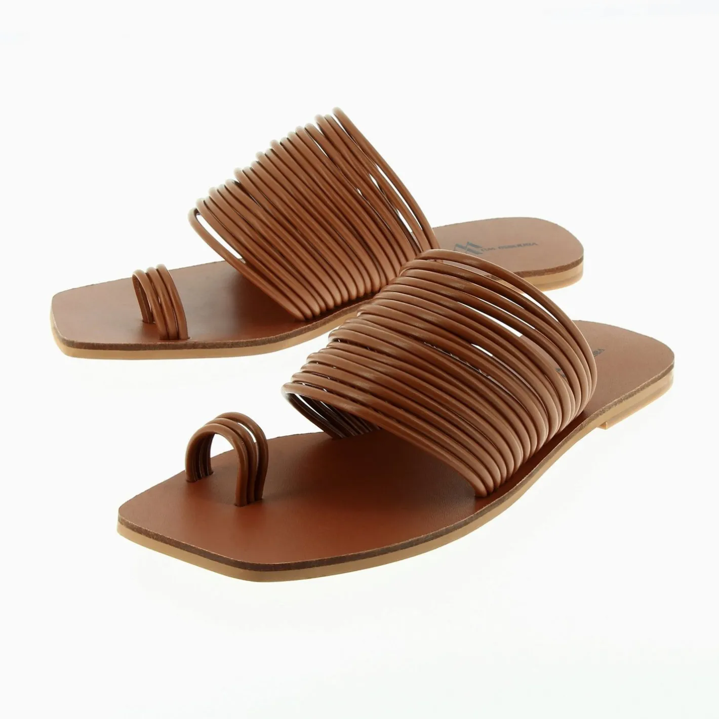 Vanessa Wu Mules Thea Camel A Multiples Brides Et Passe-Pouce Clearance