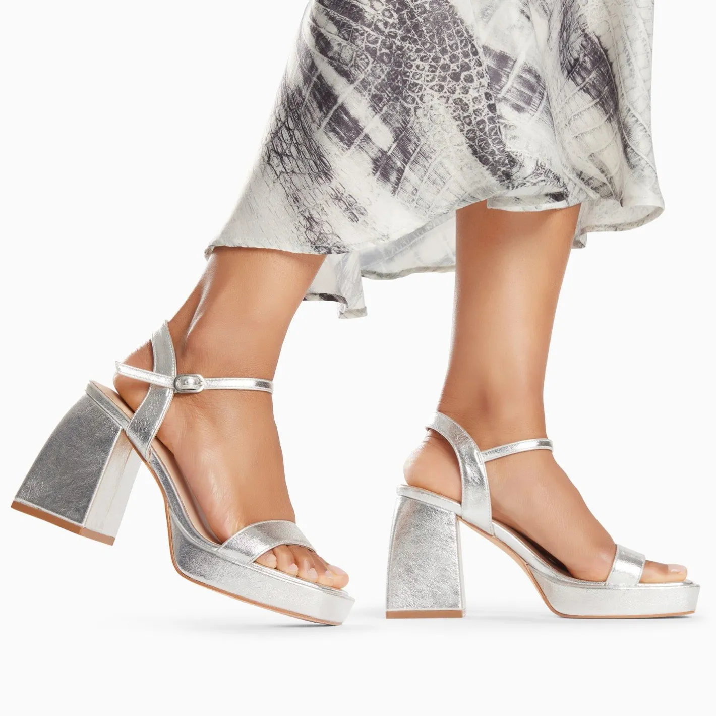Vanessa Wu Sandales A Talon Martha Argent Outlet