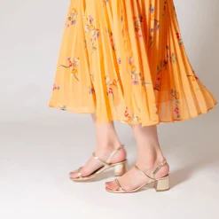 Vanessa Wu Sandales A Talon Minimalistes Cynthia Or